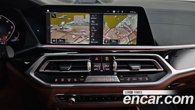 BMW X7 2021 — photo 14