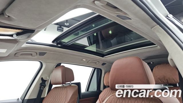 BMW X7 2021 — photo 20