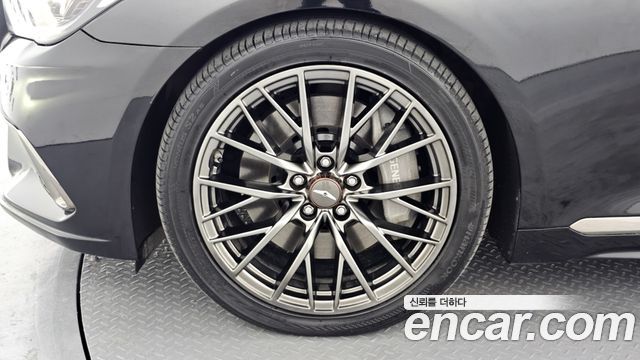 Genesis G80 2017 — photo 5