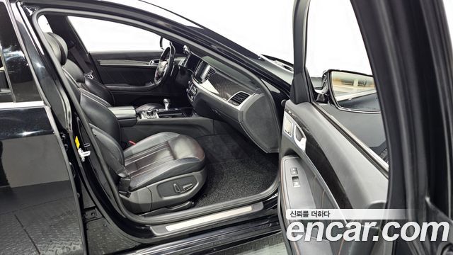 Genesis G80 2017 — photo 11