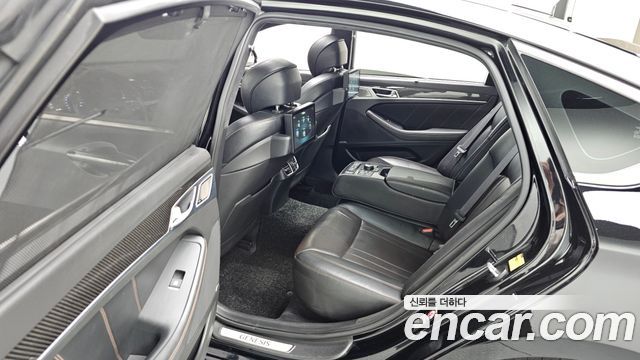 Genesis G80 2017 — photo 12