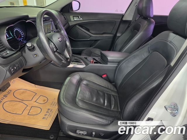 Kia K5 2013 — photo 16