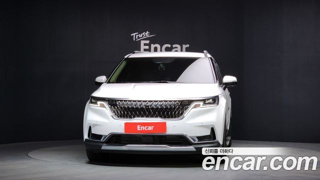 Kia Canival 2021 — photo 3