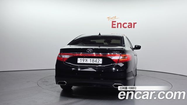 Hyundai Grandeur 2015 — photo 4