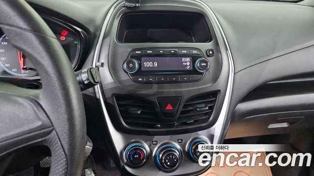 Chevrolet Korea Spark 2017 — photo 18