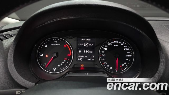 Audi A3 2015 — photo 8