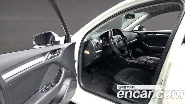 Audi A3 2015 — photo 11