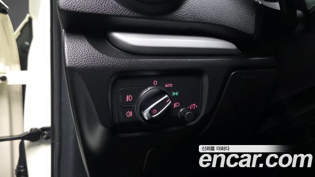 Audi A3 2015 — photo 17