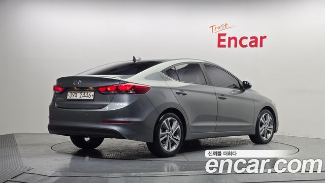 Hyundai AVANTE 2018 — photo 2