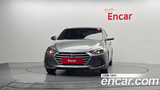 Hyundai AVANTE 2018 — photo 3