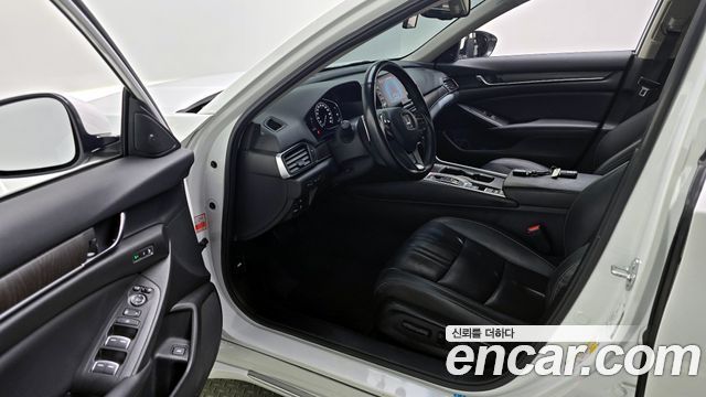 Honda Accord 2022 — photo 10