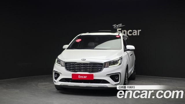 Kia Canival 2019 — photo 3