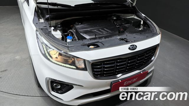 Kia Canival 2019 — photo 6