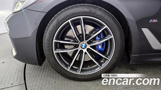 BMW 5-Series 2022 — photo 5