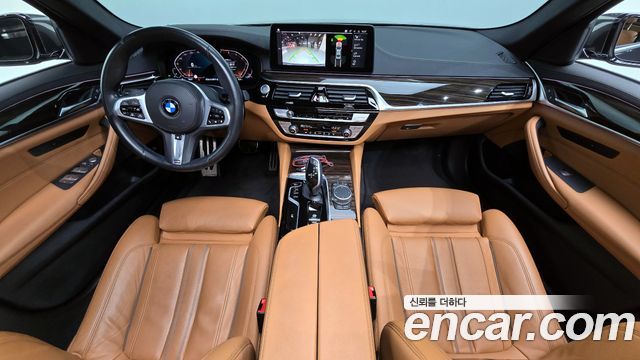 BMW 5-Series 2022 — photo 7