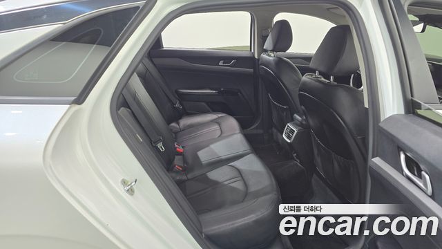 Kia K5 2020 — photo 12