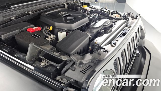 Jeep Wrangler 2022 — photo 6