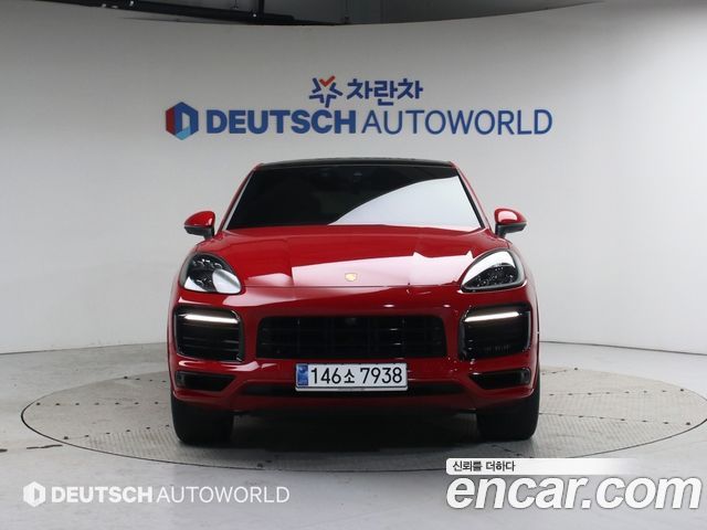 Porsche Cayenne 2021 — photo 3