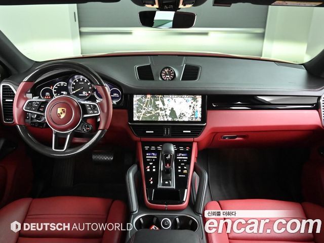 Porsche Cayenne 2021 — photo 7
