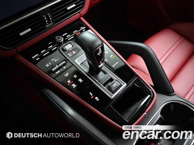 Porsche Cayenne 2021 — photo 9