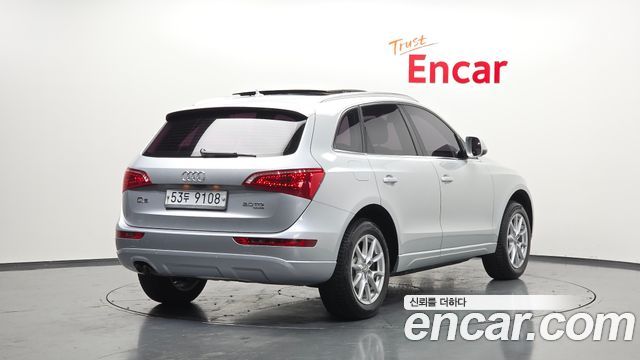 Audi Q5 2012 — photo 2