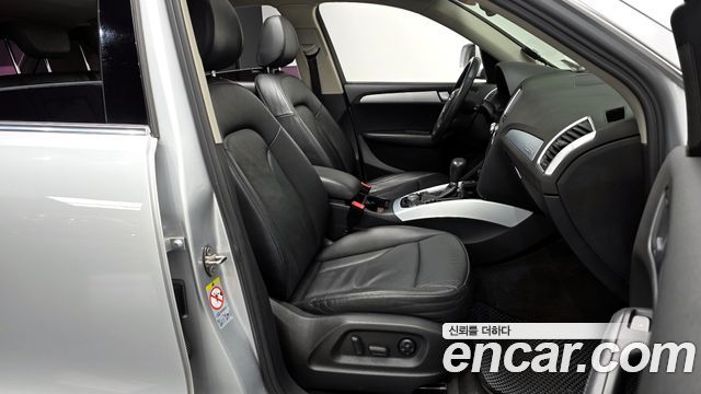 Audi Q5 2012 — photo 11