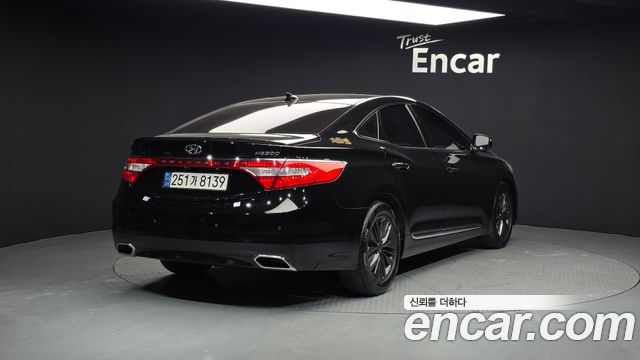 Hyundai Grandeur 2017 — photo 2