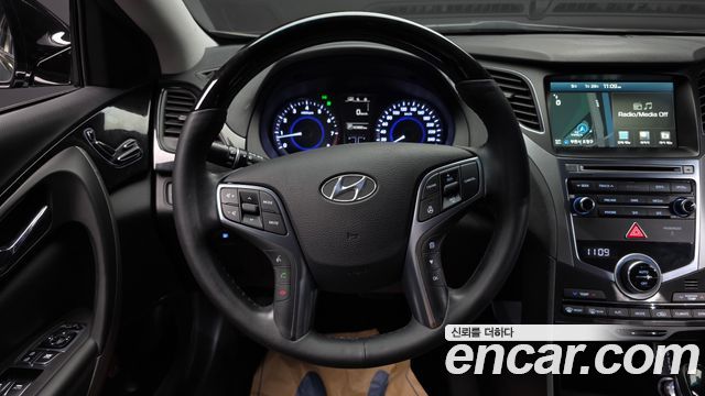 Hyundai Grandeur 2017 — photo 13