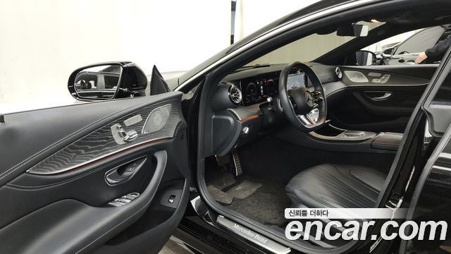 Mercedes-Benz CLS-Class 2023 — photo 10