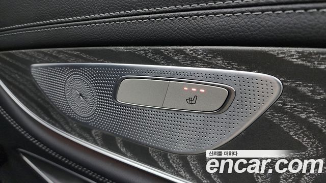 Mercedes-Benz CLS-Class 2023 — photo 19