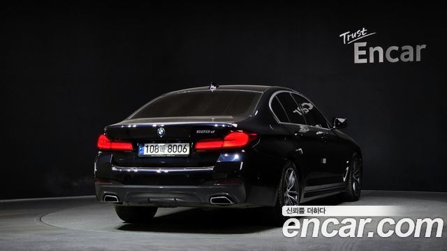 BMW 5-Series 2021 — photo 2