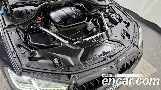 BMW 5-Series 2021 — photo 6