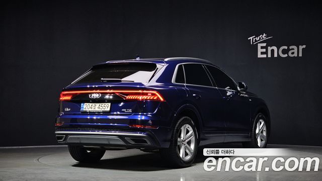 Audi Q8 2021 — photo 2