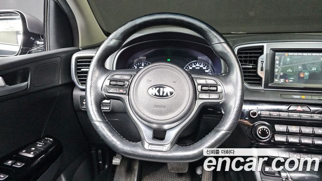 Kia Sportage 2016 — photo 11