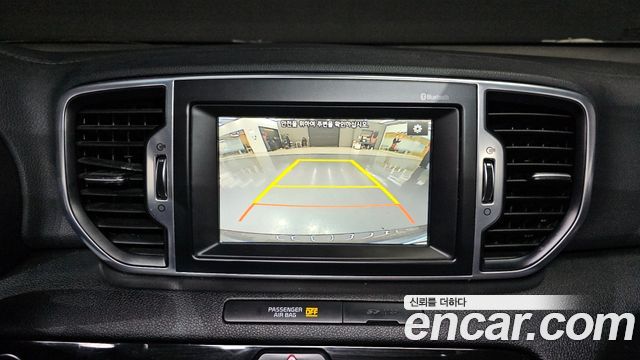 Kia Sportage 2016 — photo 13