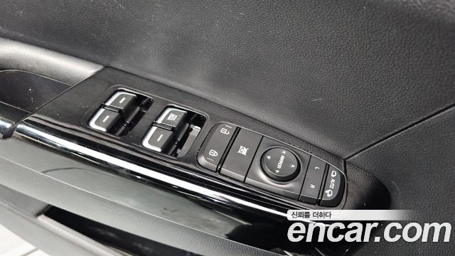 Kia Sportage 2016 — photo 16