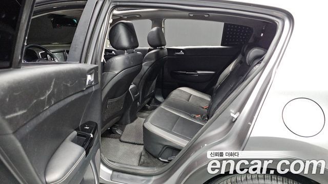 Kia Sportage 2016 — photo 19