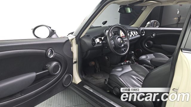 Mini Cooper 2011 — photo 10