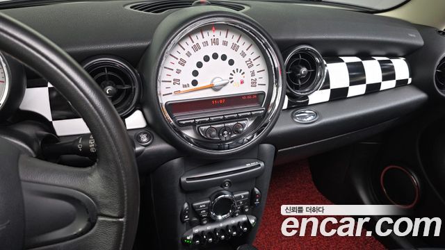 Mini Cooper 2011 — photo 14