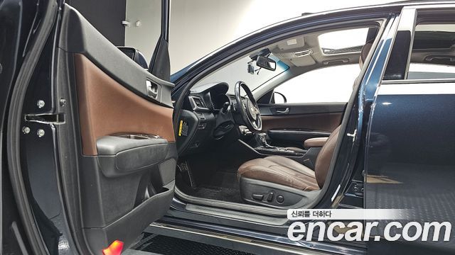 Kia K5 2016 — photo 10