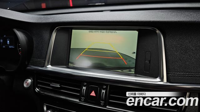 Kia K5 2016 — photo 14