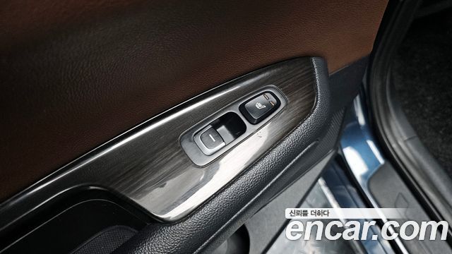 Kia K5 2016 — photo 18