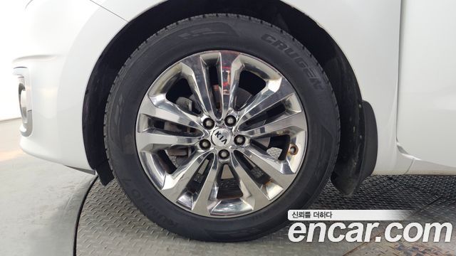 Kia Canival 2016 — photo 5