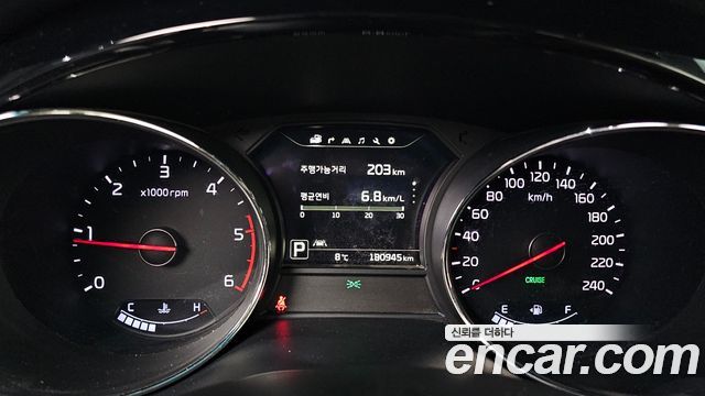 Kia Canival 2016 — photo 8