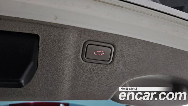 Kia Canival 2016 — photo 20