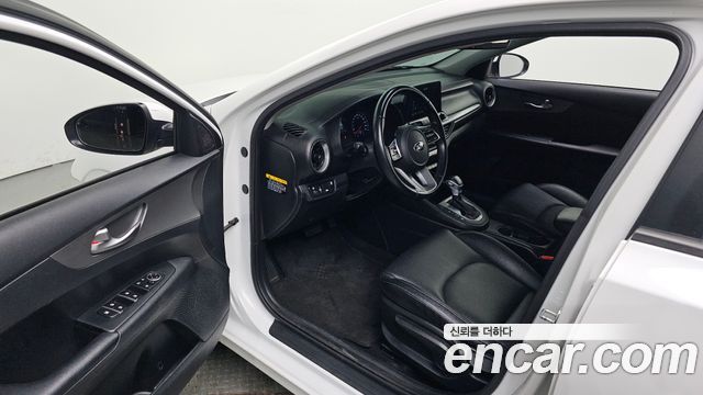 Kia K3 2021 — photo 10