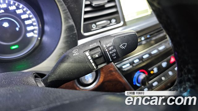 Hyundai Aslan 2018 — photo 20