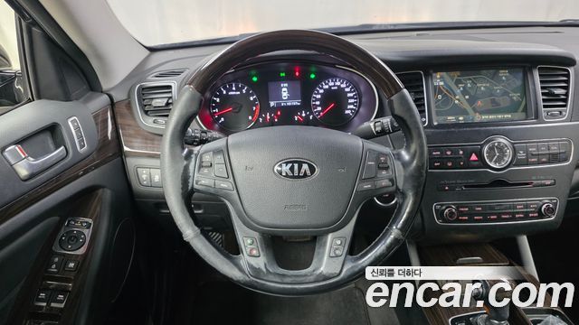 Kia K7 2015 — photo 13