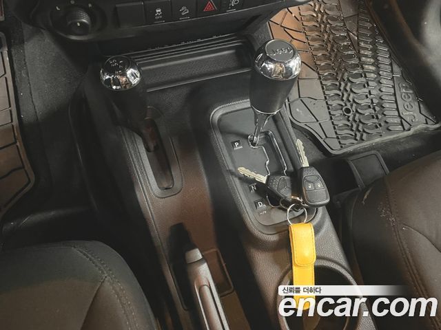 Jeep Wrangler 2013 — photo 9