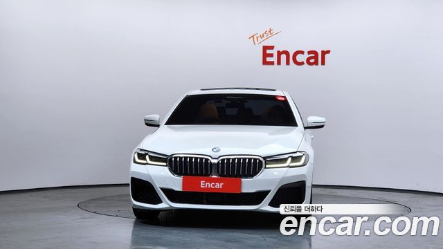 BMW 5-Series 2022 — photo 3